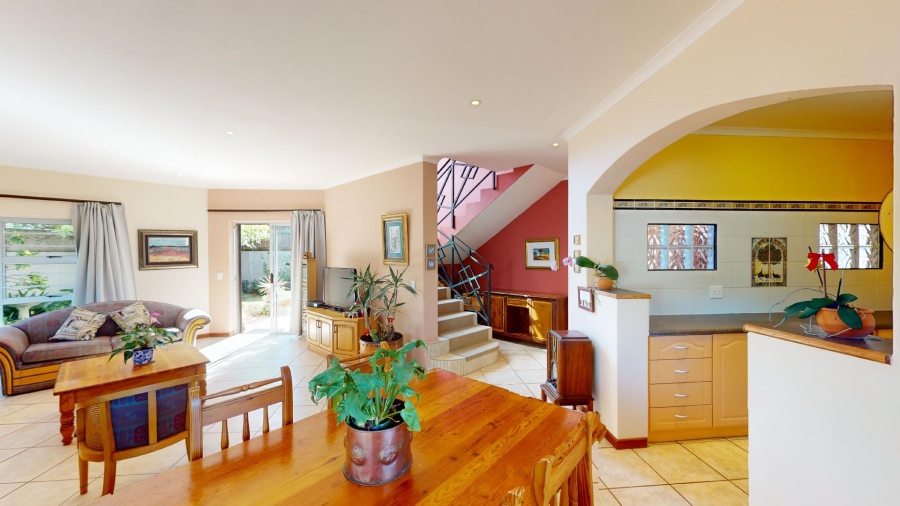 5 Bedroom Property for Sale in Cola Beach Western Cape